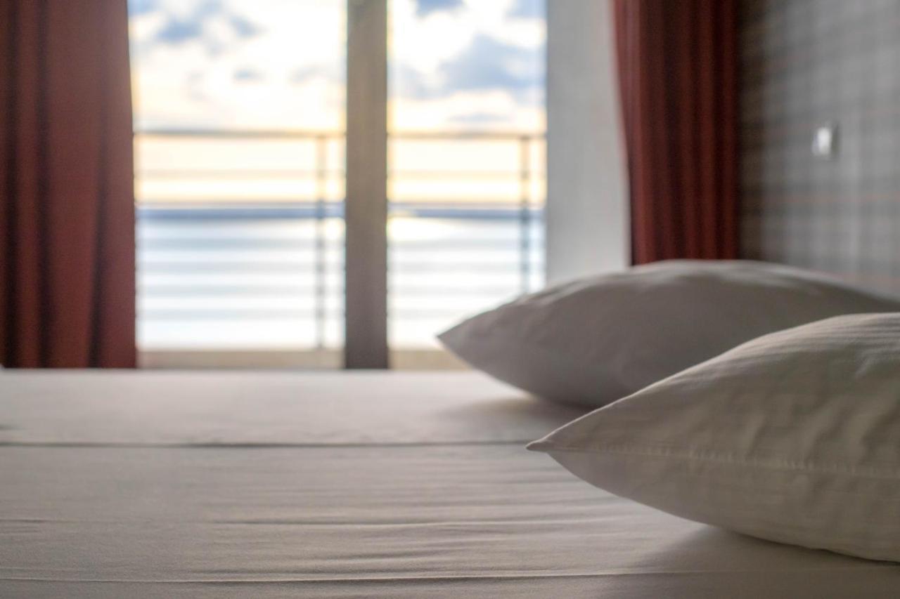 Lake Boutique Apartments & Rooms Mamaia Exteriér fotografie