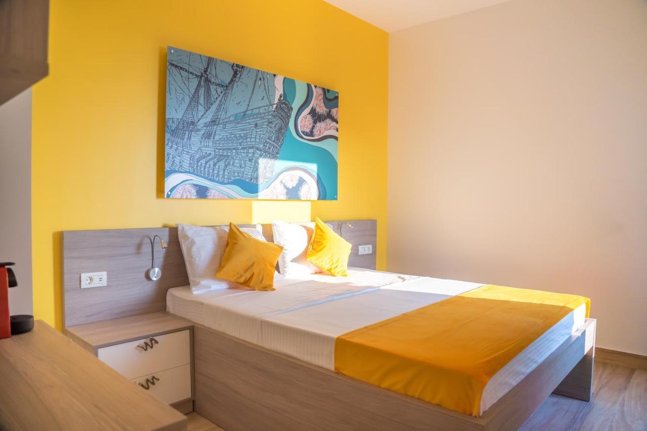 Lake Boutique Apartments & Rooms Mamaia Exteriér fotografie
