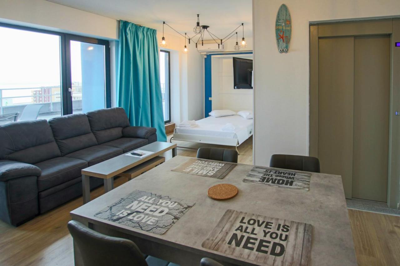 Lake Boutique Apartments & Rooms Mamaia Exteriér fotografie