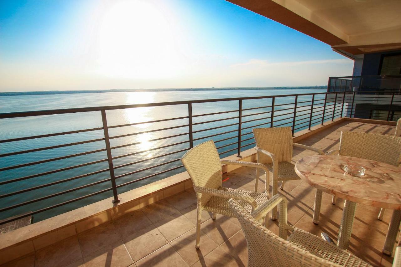 Lake Boutique Apartments & Rooms Mamaia Exteriér fotografie